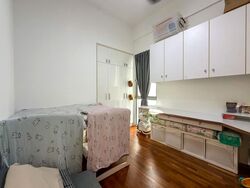 Lighthouse (D17), Condominium #602305861